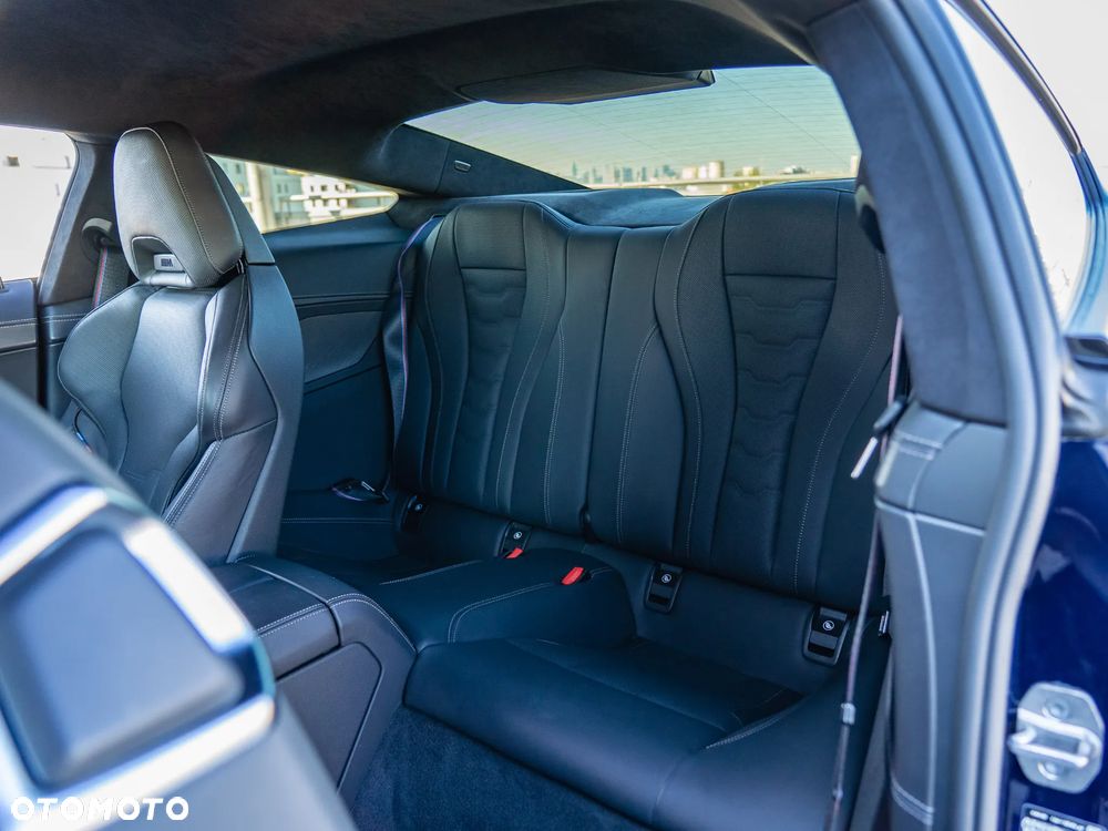 BMW Seria 8 840i xDrive - 24