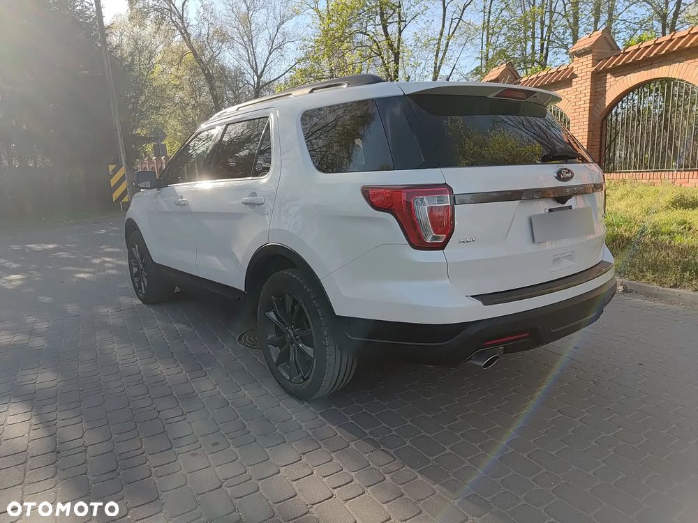 Ford Explorer - 5
