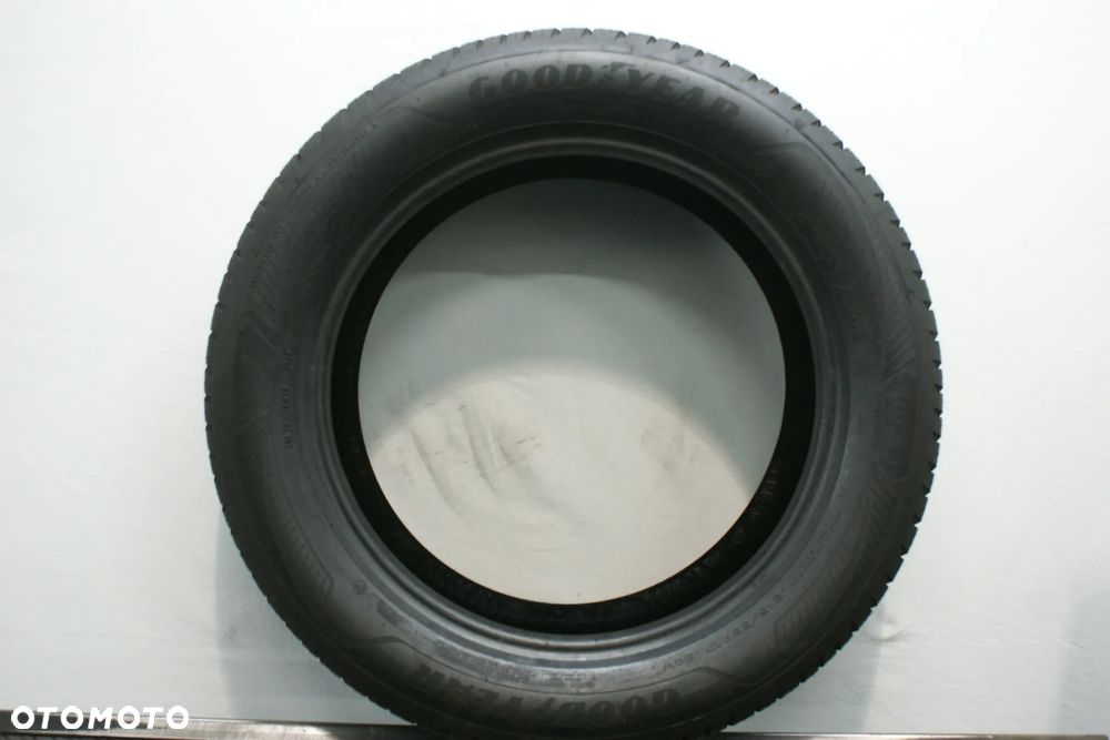 215/55R17 GOODYEAR VECTOR 4SEASONS G3 + , 7,4mm 2024r B3459 - 3