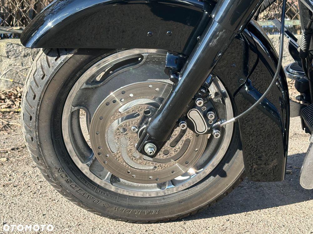 Harley-Davidson Touring Road King - 12