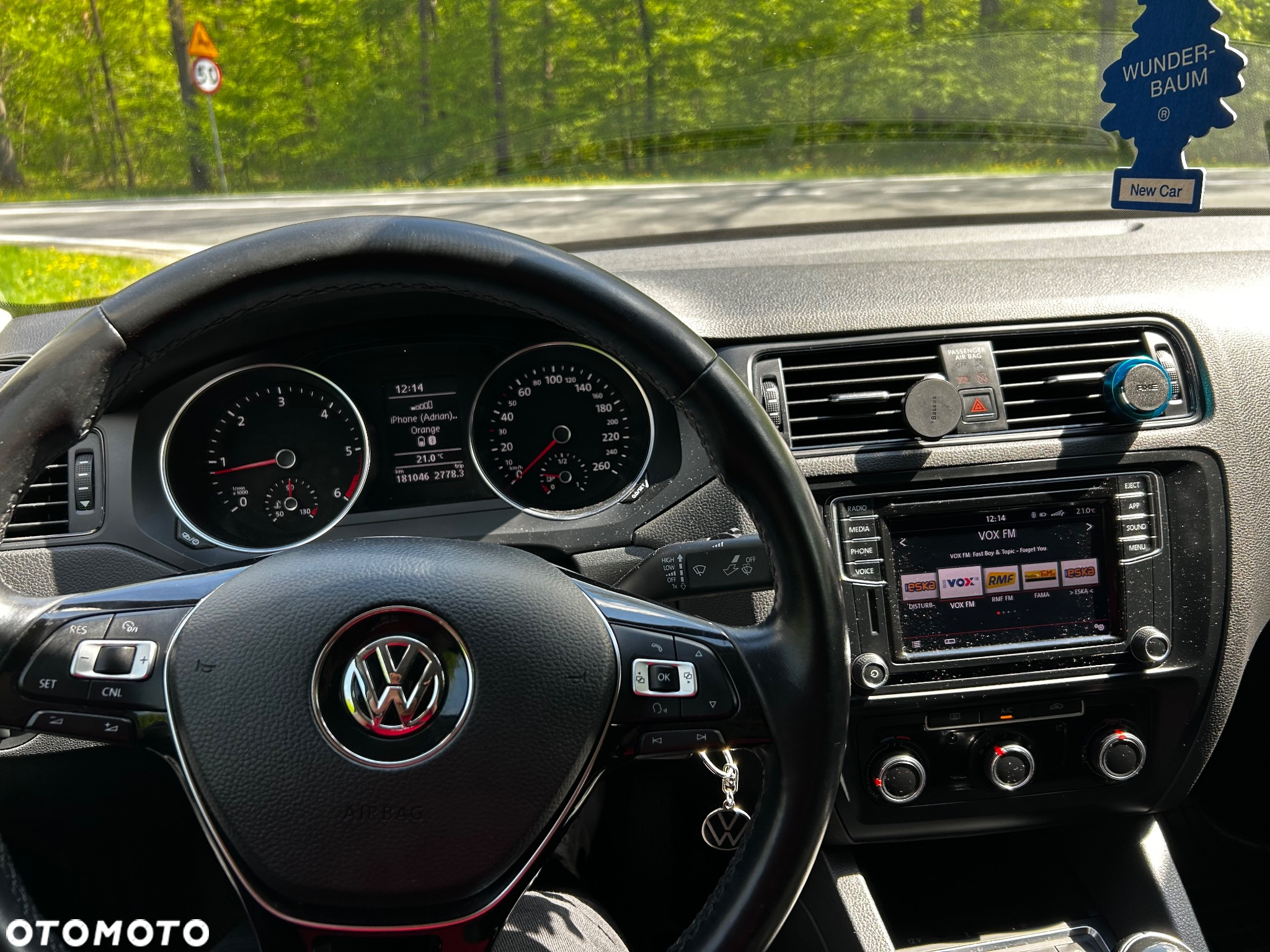 Volkswagen Jetta - 8