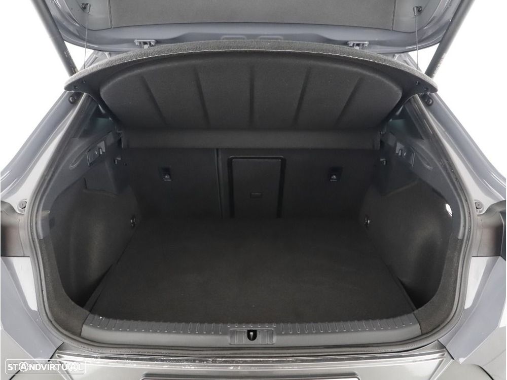Cupra Formentor 1.4 e-Hybrid DSG VZ - 32