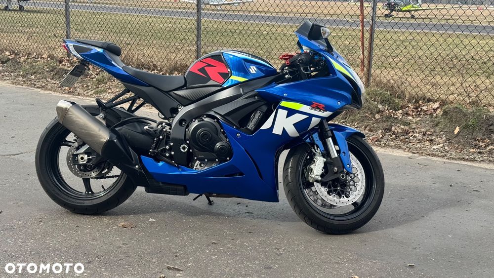 Suzuki GSX-R - 2