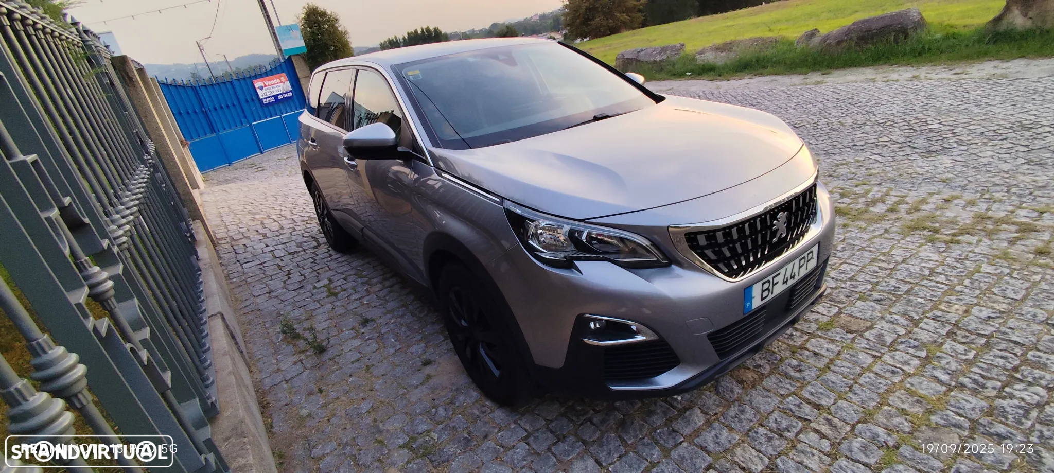 Peugeot 5008 1.5 BlueHDi Allure EAT8 - 4