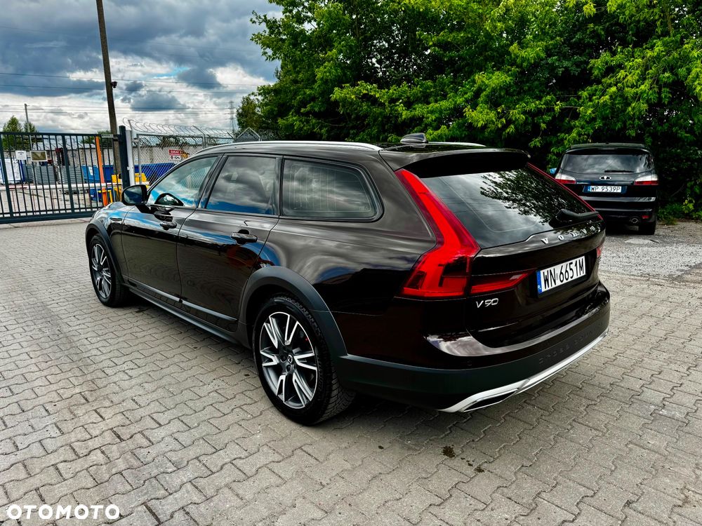 Volvo V90 Cross Country B5 D AWD Pro - 4
