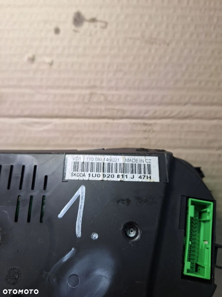 licznik zegar SKODA OCTAVIA I 1U0920811J EUROPA - 3