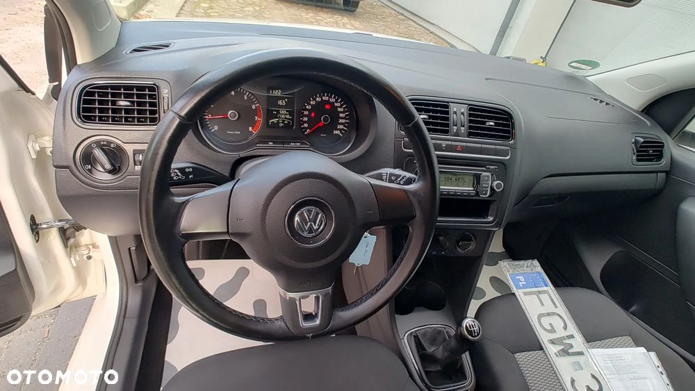 Volkswagen Polo - 16