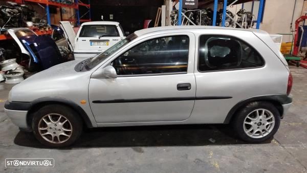 Para Peças Opel Corsa B (S93) - 3