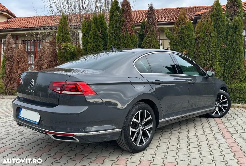 Volkswagen Passat 2.0 TDI DSG Highline - 3