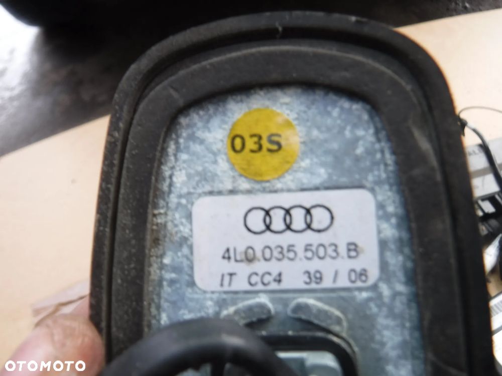 Audi Q7 4L  A8 D3 Seat Exeo A4 B7  antena GPS 4L0035503B rekin 4E0035500R 8E9035503T - 2