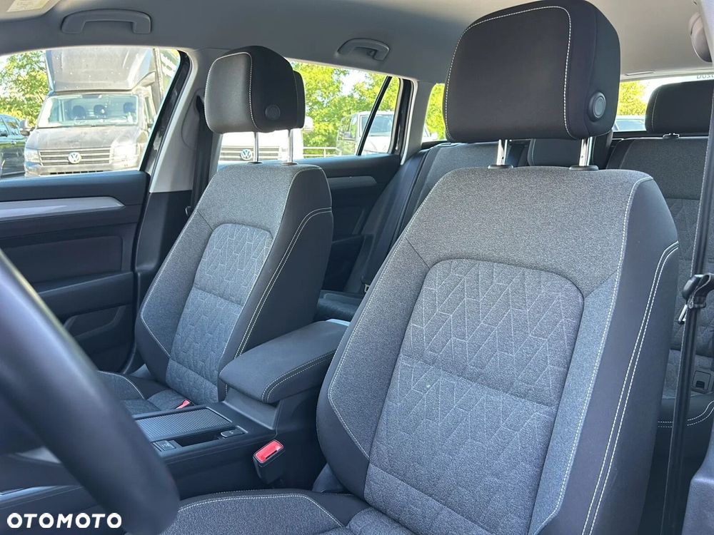 Volkswagen Passat Variant 1.5 TSI EVO Business - 9