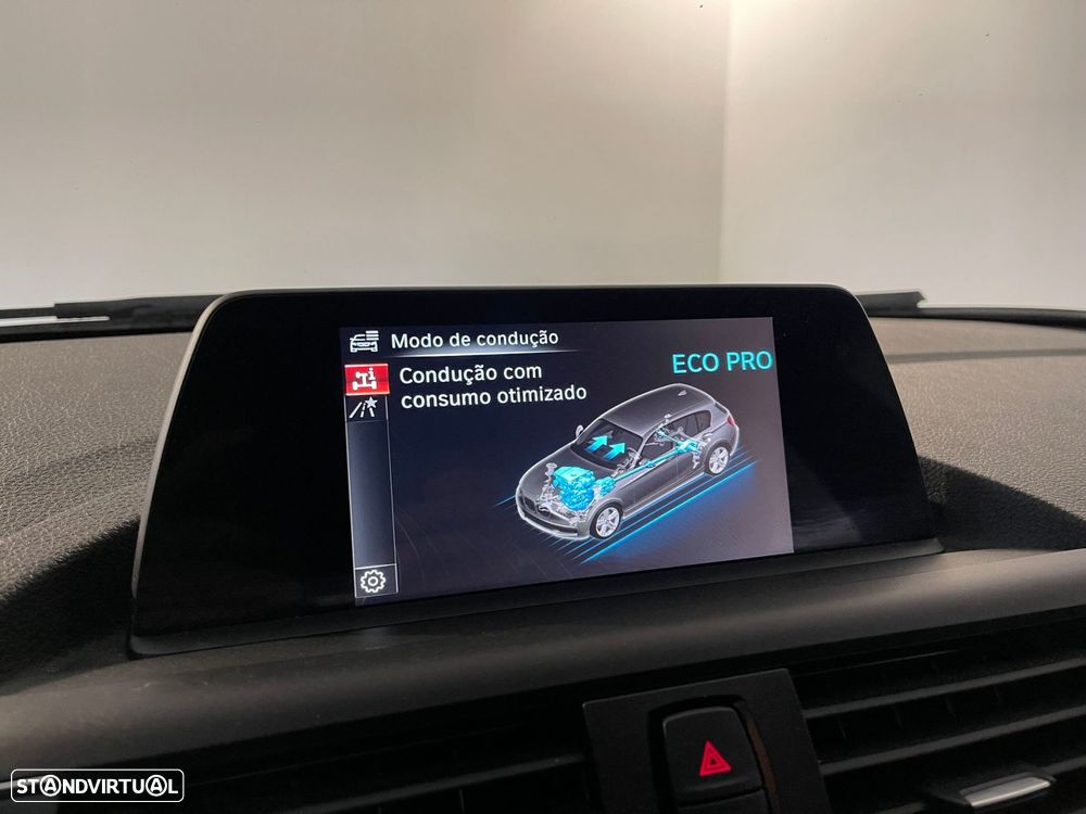 BMW 116 d Sport Line - 24