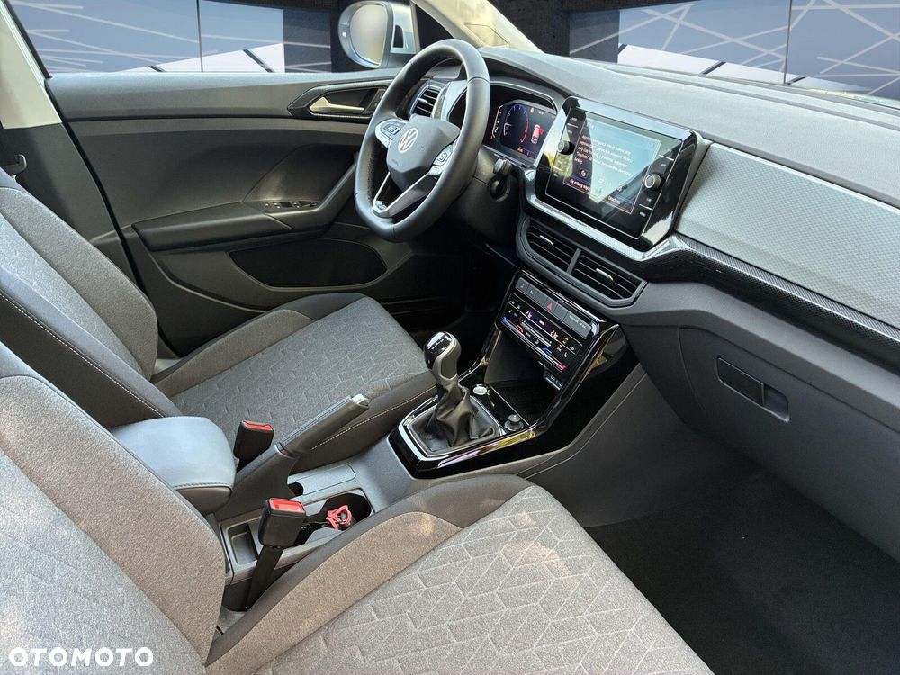 Volkswagen T-Cross - 26