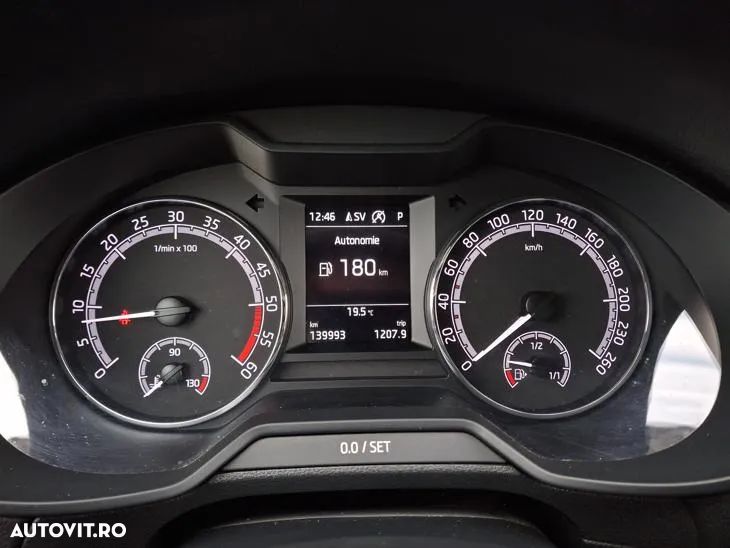 Skoda Octavia Combi Diesel 1.6 TDI DSG Ambition - 11