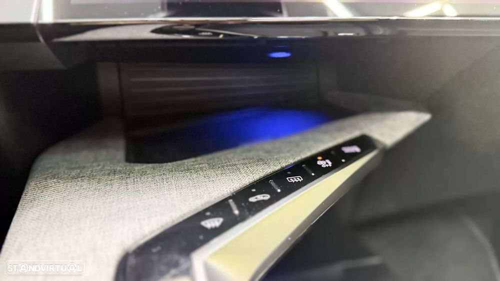 Peugeot E-3008 73 kWh GT - 25