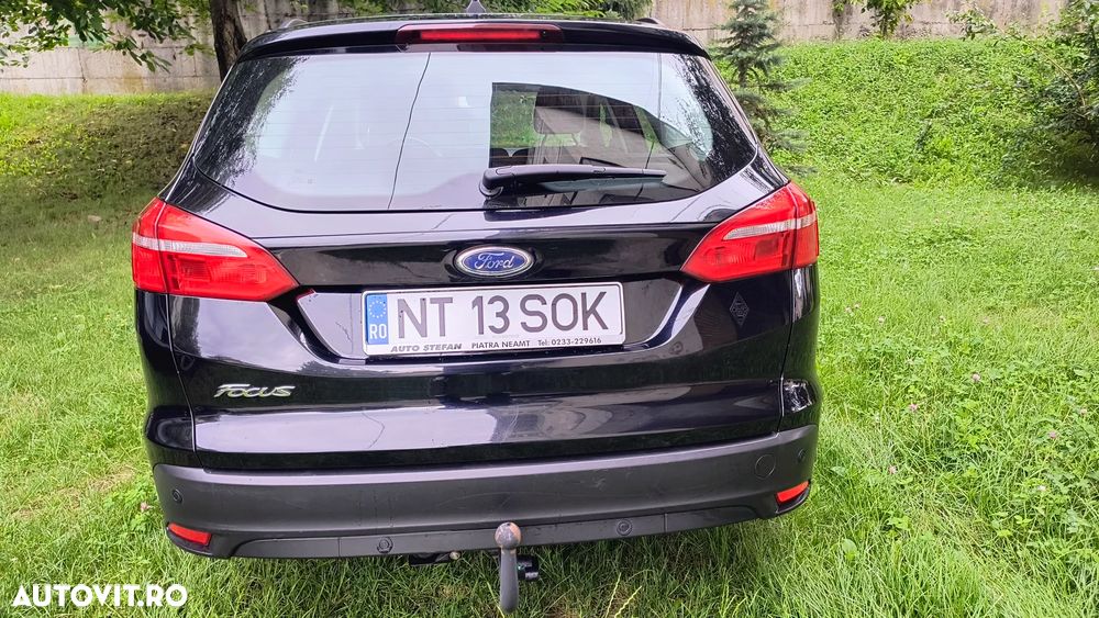 Ford Focus 1.5 EcoBlue Start-Stopp-System TITANIUM DESIGN - 6