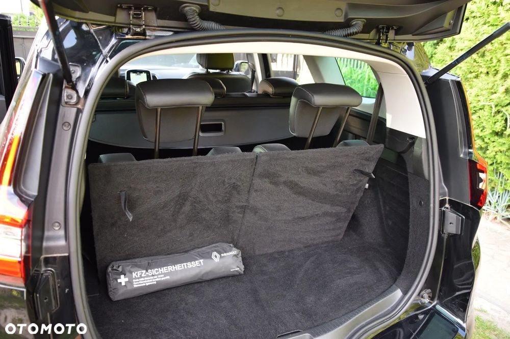 Renault Grand Scenic - 28