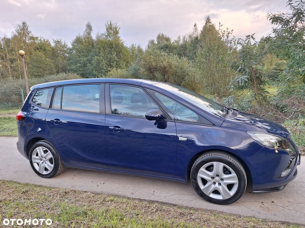 Opel Zafira - 10