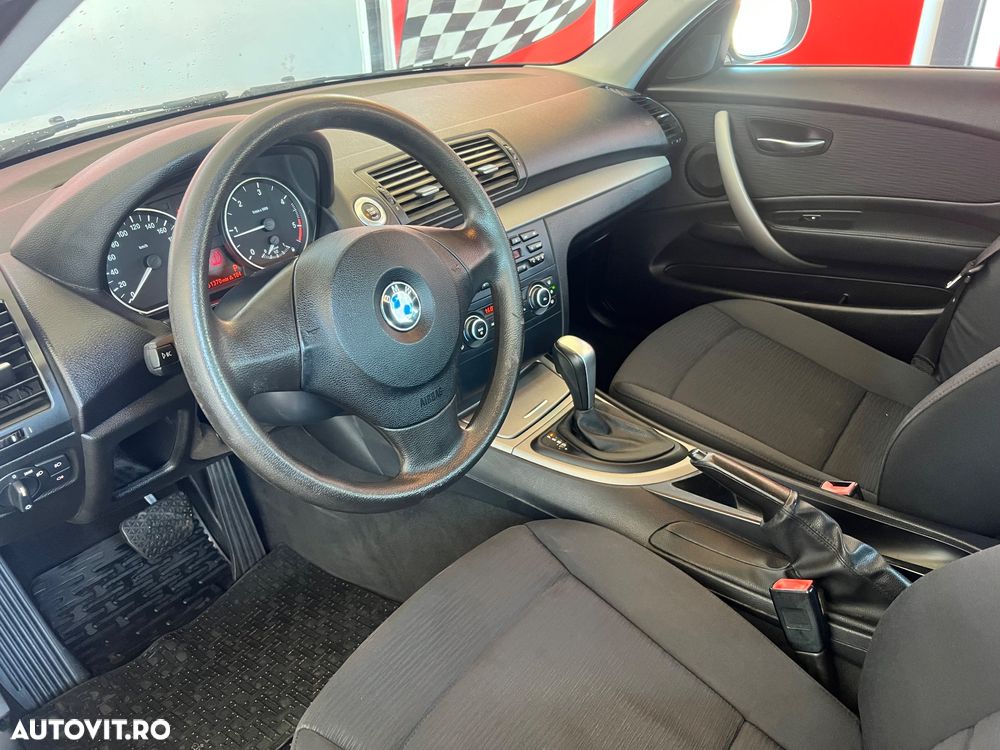 BMW Seria 1 118d Aut. - 8