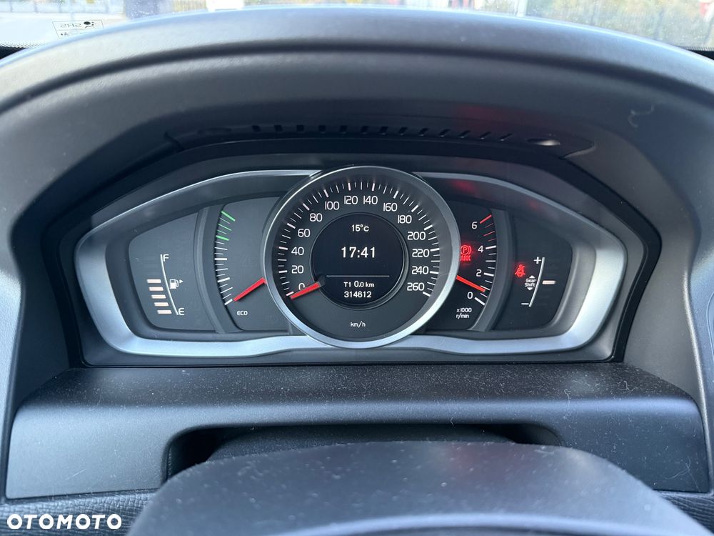 Volvo XC 60 - 12