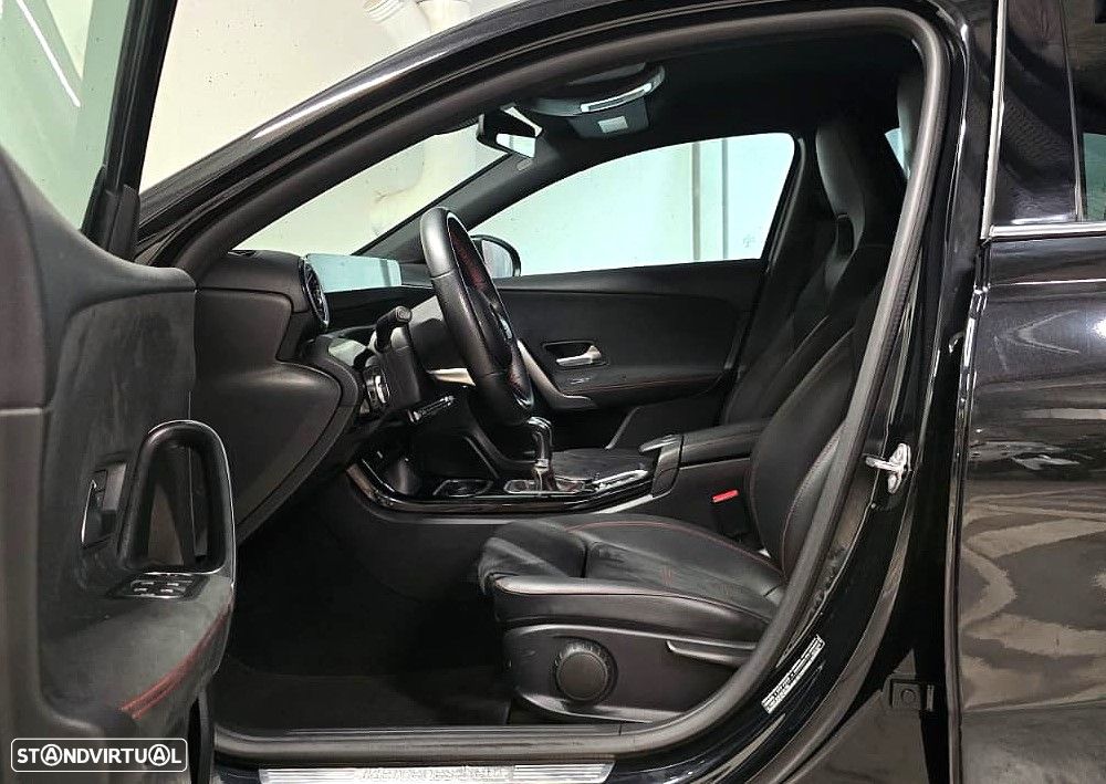 Mercedes-Benz A 180 d AMG Line - 15