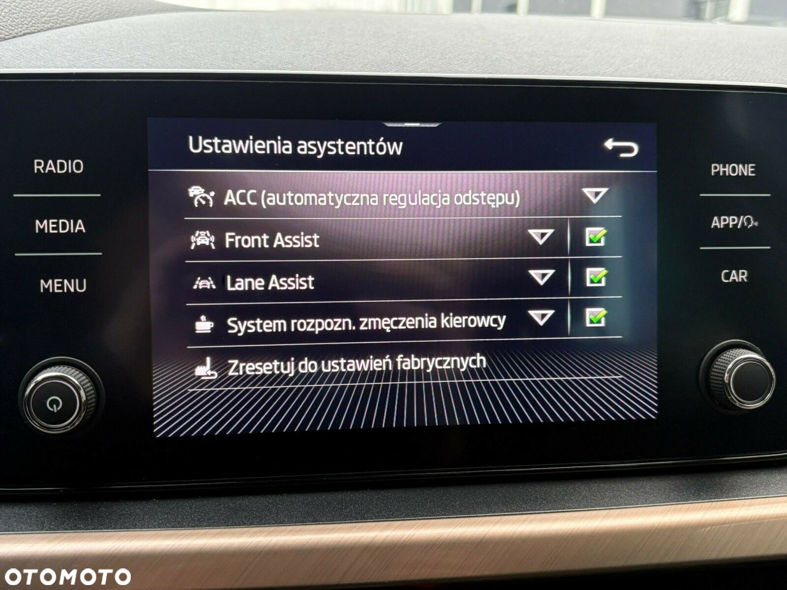 Skoda Kamiq 1.0 TSI Style DSG - 17