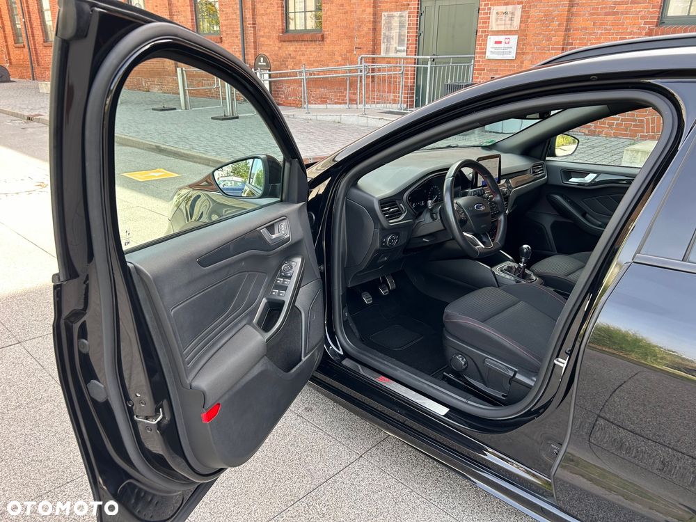 Ford Focus 1.5 EcoBoost STart-Stopp-System ST-LINE - 15