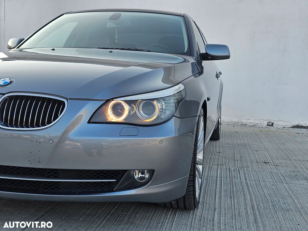 BMW Seria 5 525d Edition Exclusive - 12