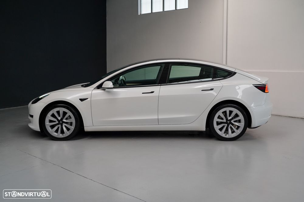 Tesla Model 3 Tração Traseira Standard - 19