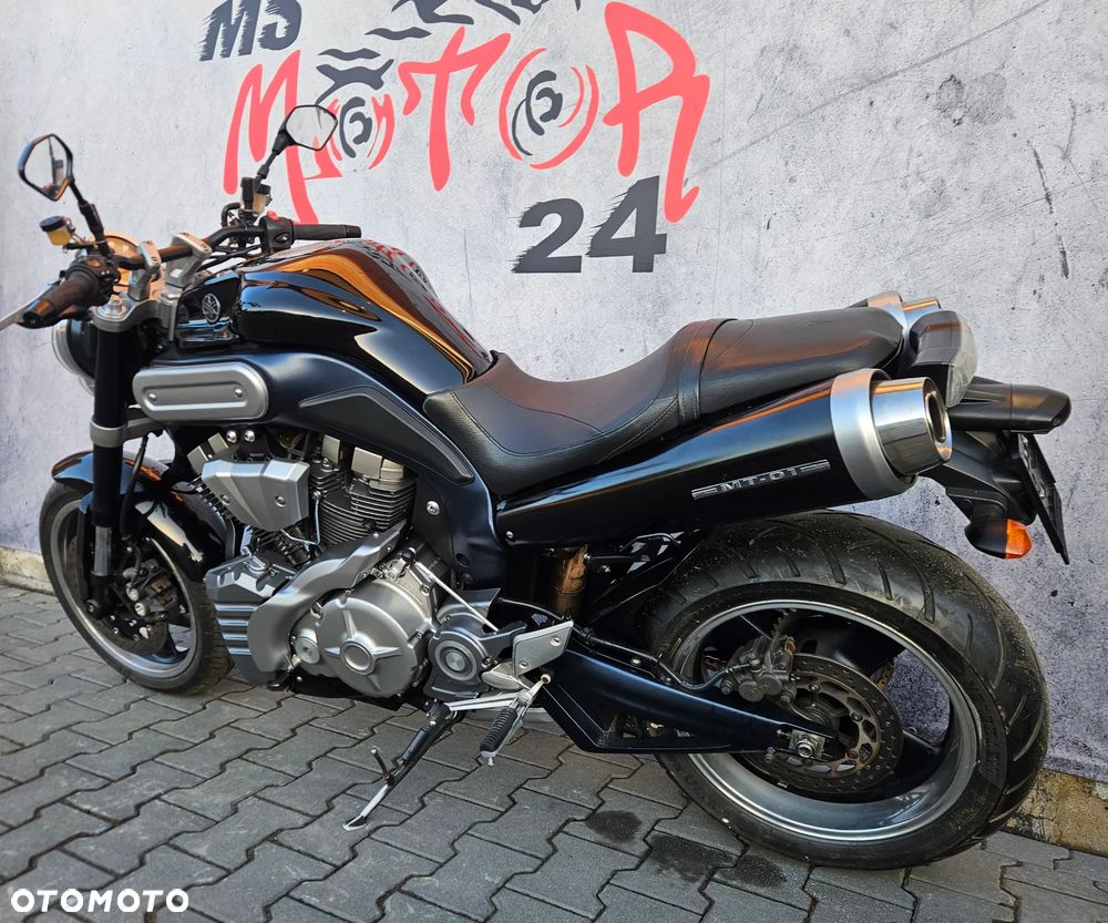 Yamaha MT - 6