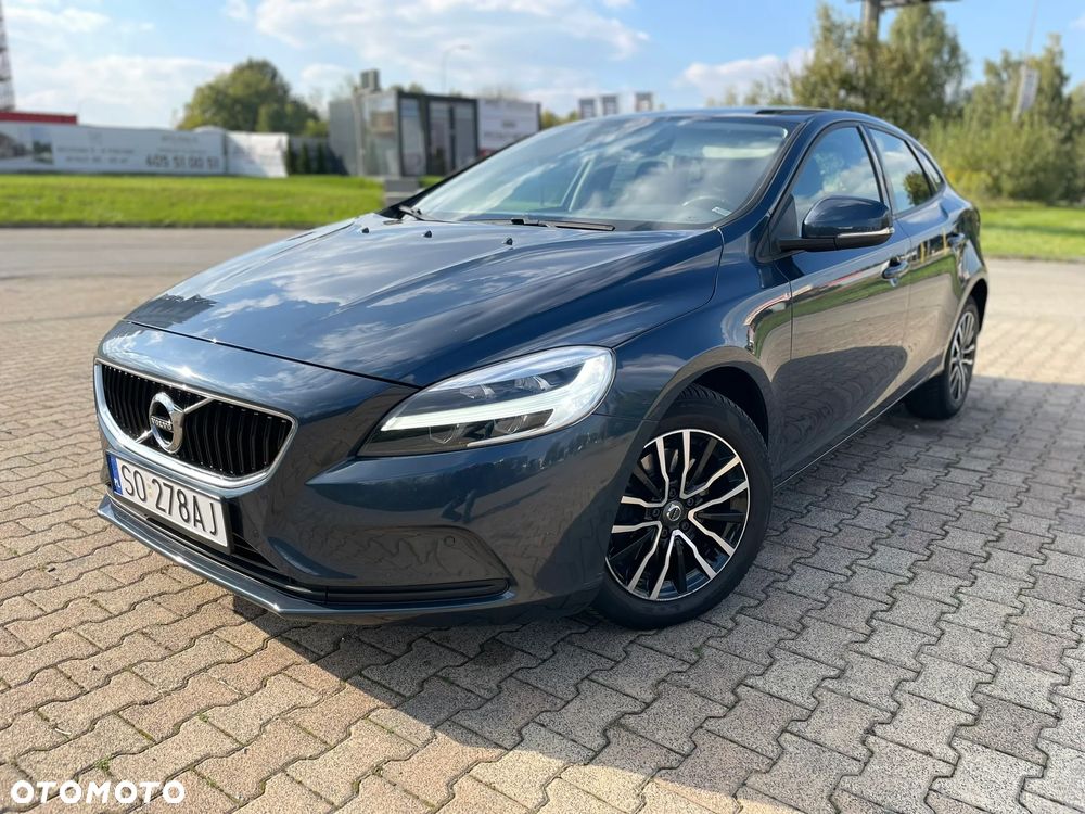 Volvo V40 T2 Drive-E Momentum - 1