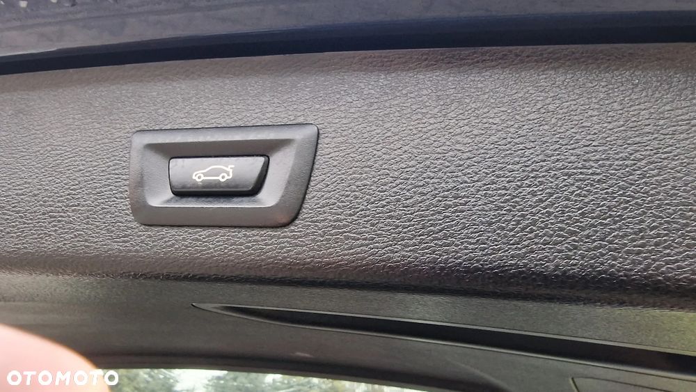 BMW X3 28i xDrive - 27