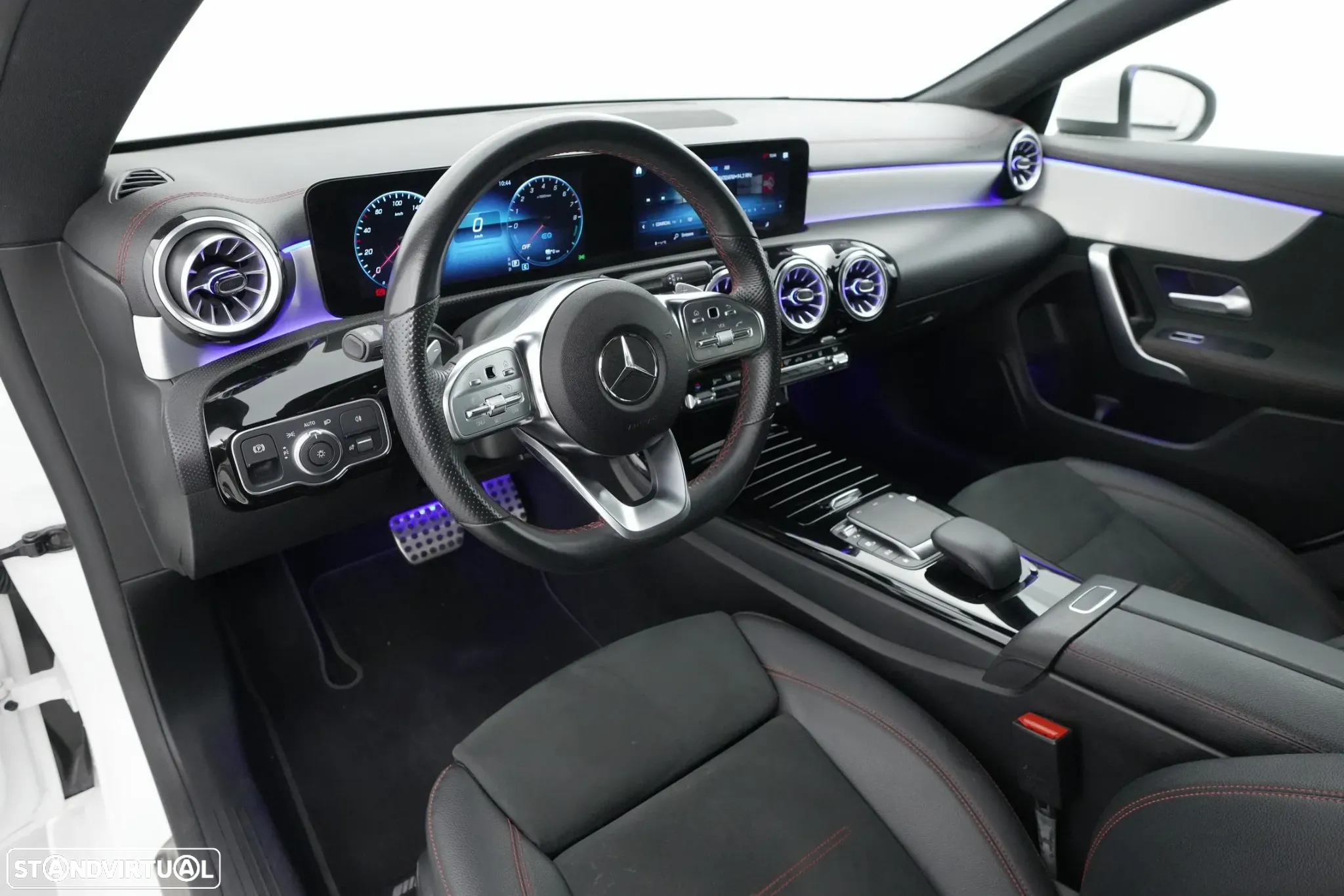 Mercedes-Benz CLA 250 e AMG Line - 24