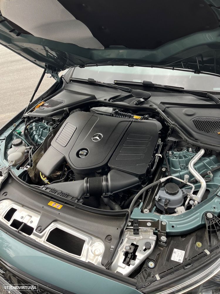 Mercedes-Benz E 300 e - 12