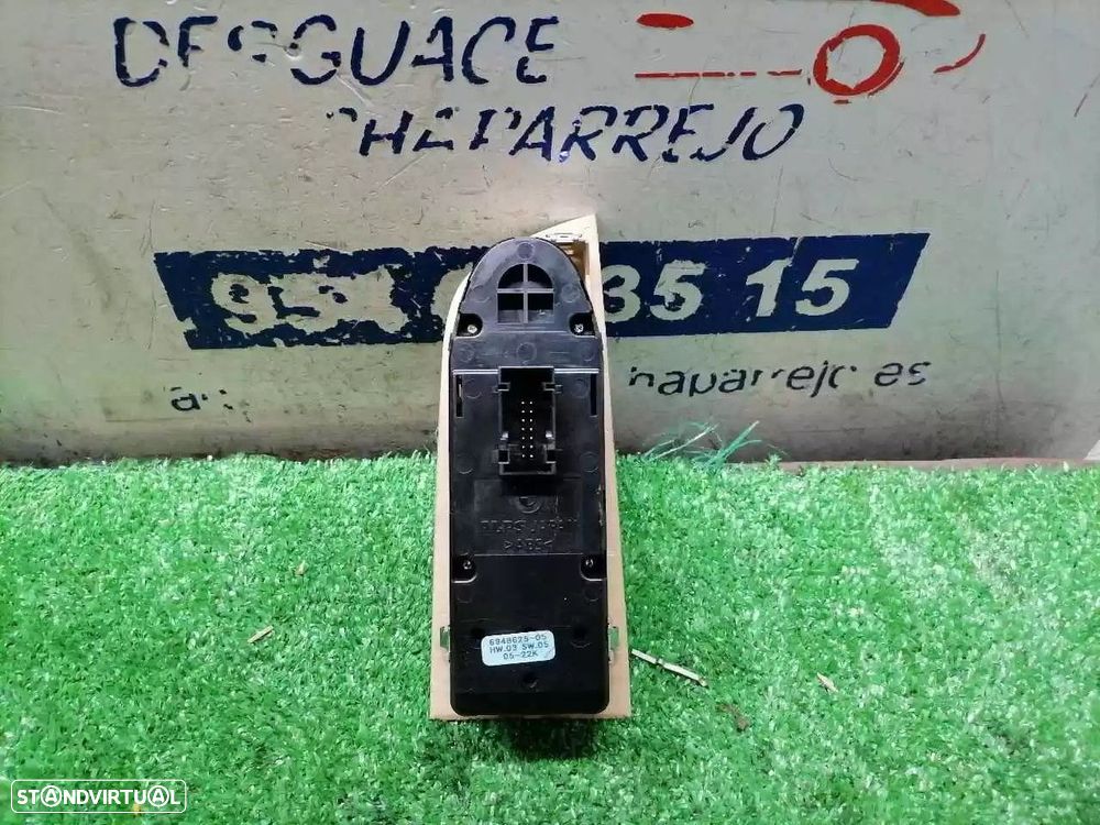 COMANDO ELEVADOR DE VIDRO FRONTAL ESQUERDO BMW 3 2005 -6948625 - 2