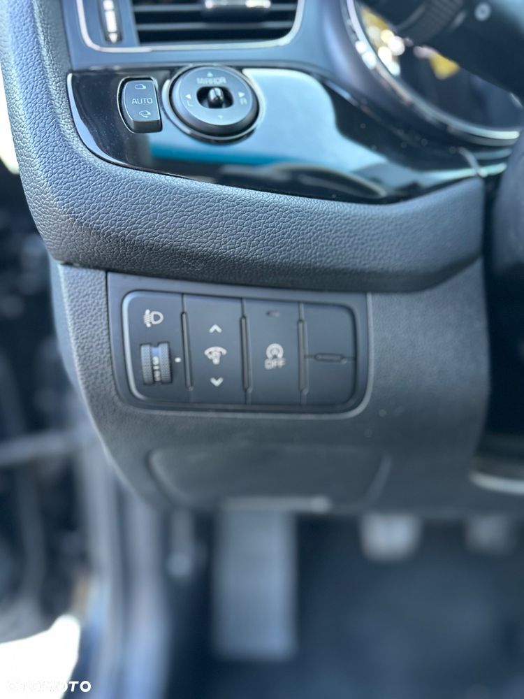 Kia Ceed 1.6 GDI Platinum Edition - 22