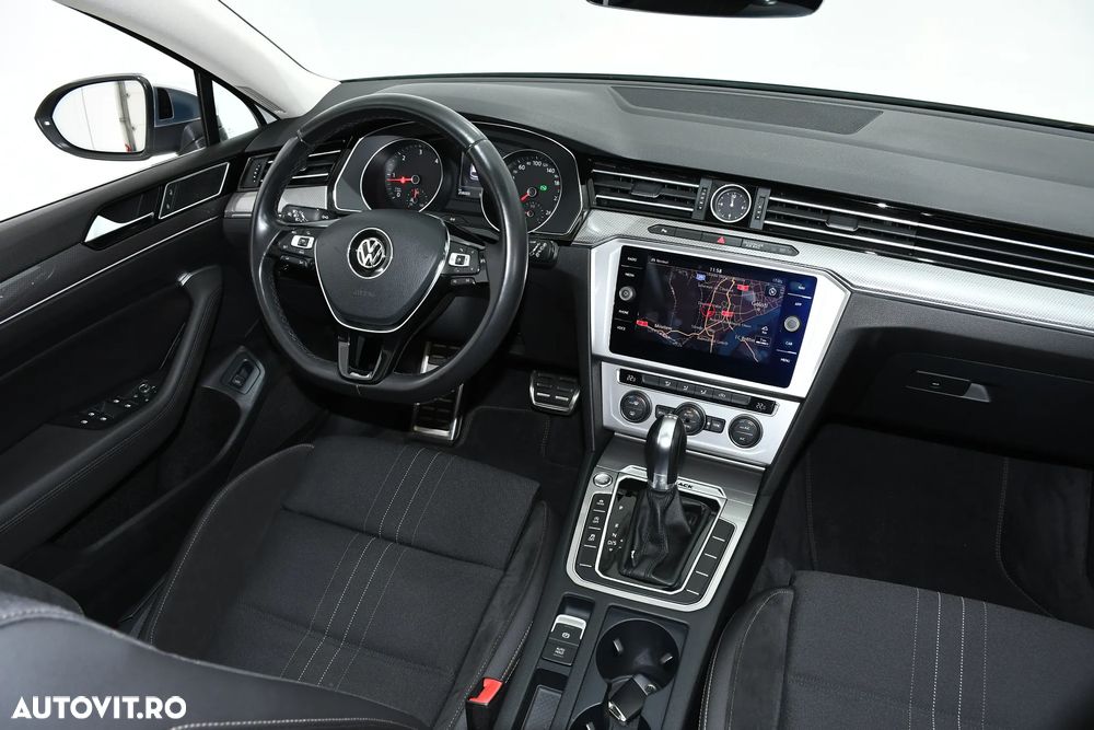 Volkswagen Passat Alltrack 2.0 TDI SCR 4Motion DSG - 4