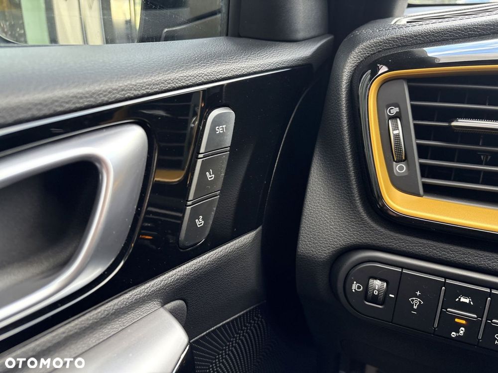 Kia XCeed 1.4 T-GDI XL DCT - 24