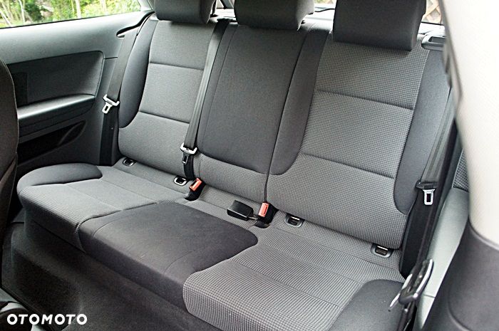 Audi A3 3-drzwiowe 1.6 Ambiente - 25