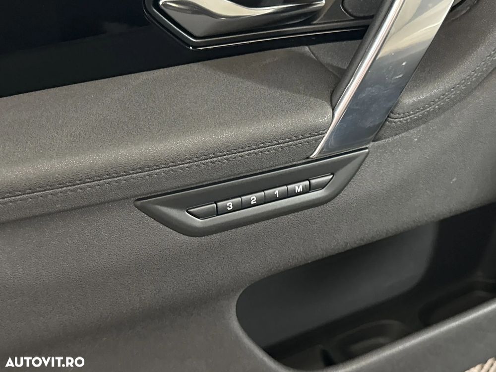 Land Rover Discovery Sport - 16