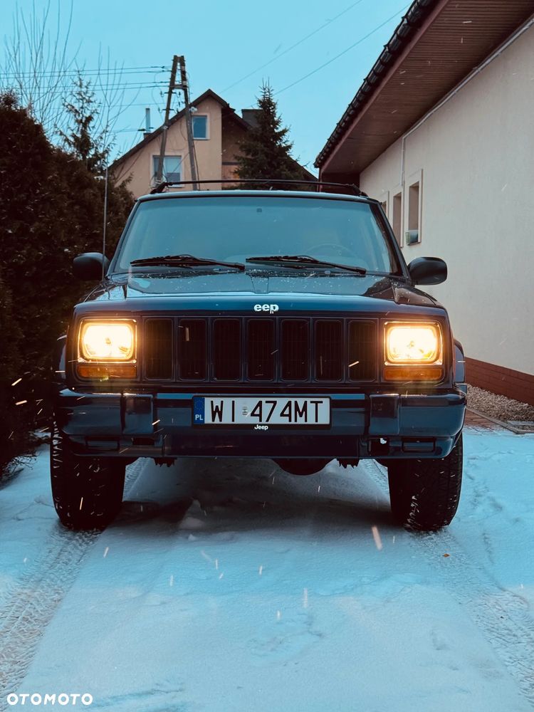 Jeep Cherokee - 6