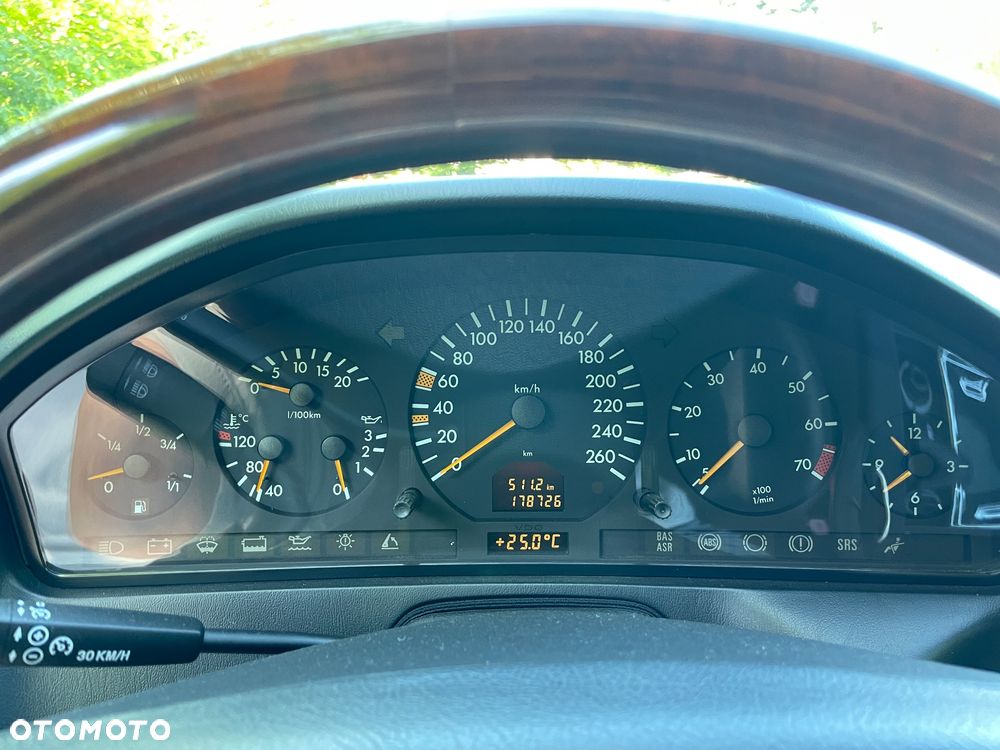 Mercedes-Benz SL 320 - 10