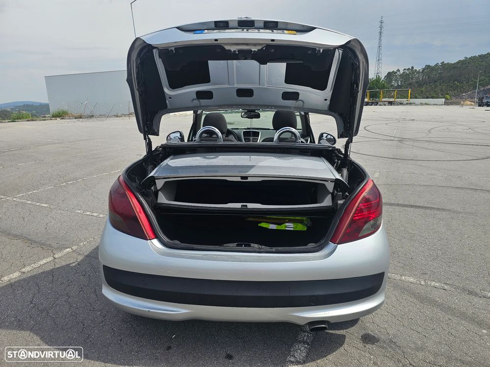 Peugeot 207 CC 1.6 HDi SE 200 Anos FAP - 13