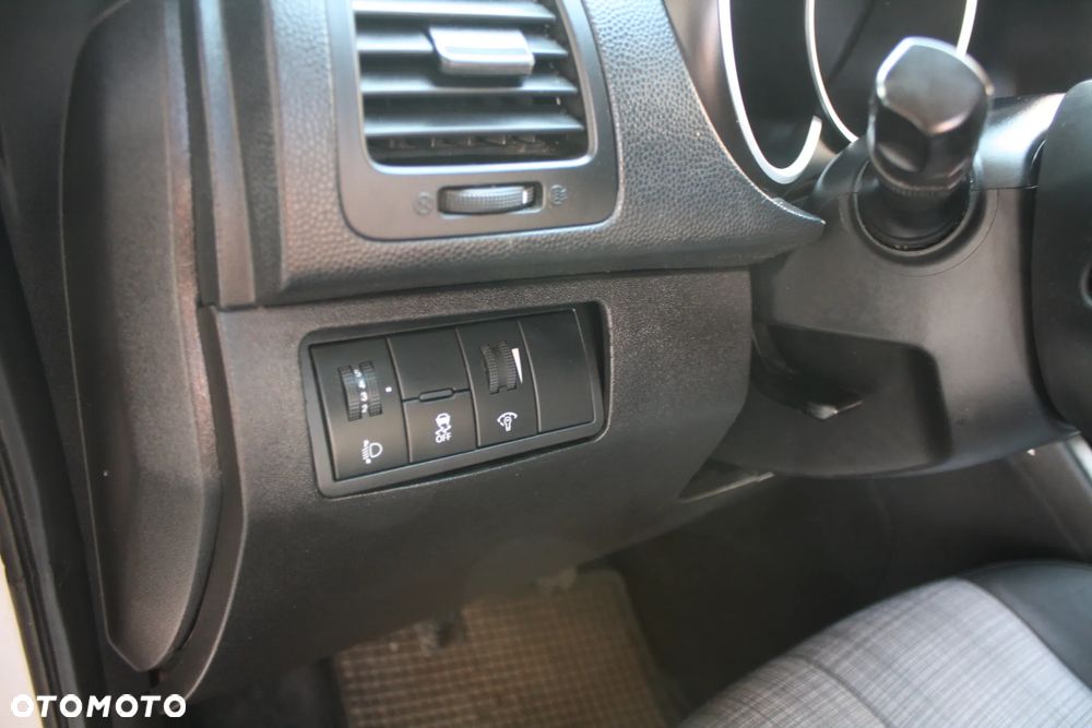 Kia Venga 1.6 CVVT Platinum Edition - 18