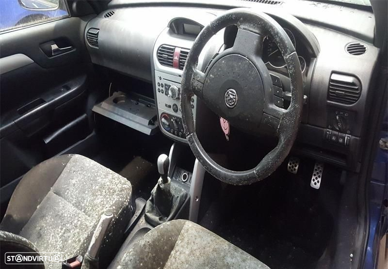 Opel Tigra 1.4 i de 2005 disponível para peças - 5