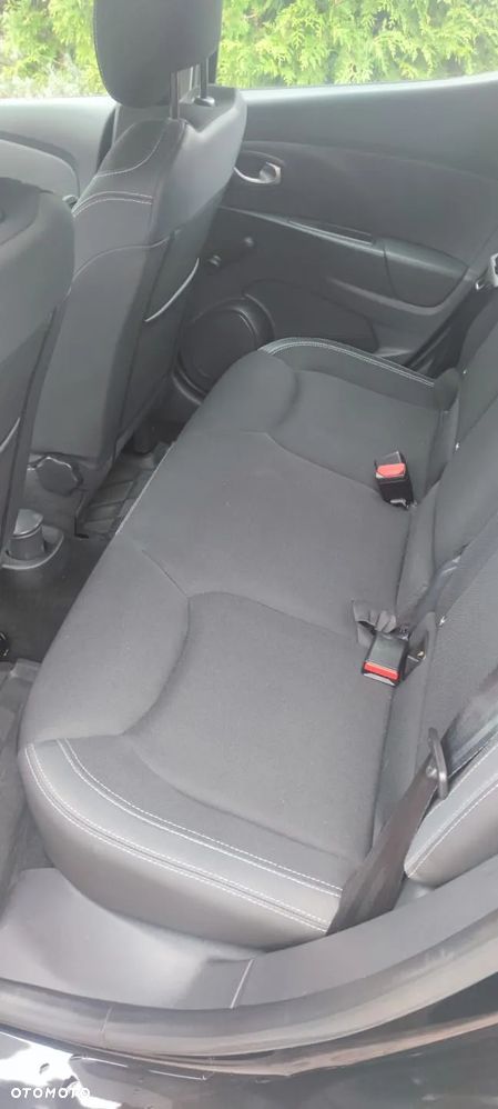 Renault Clio 1.2 16V Alize - 9