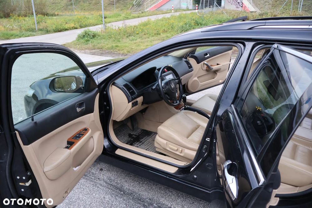 Honda Accord - 13