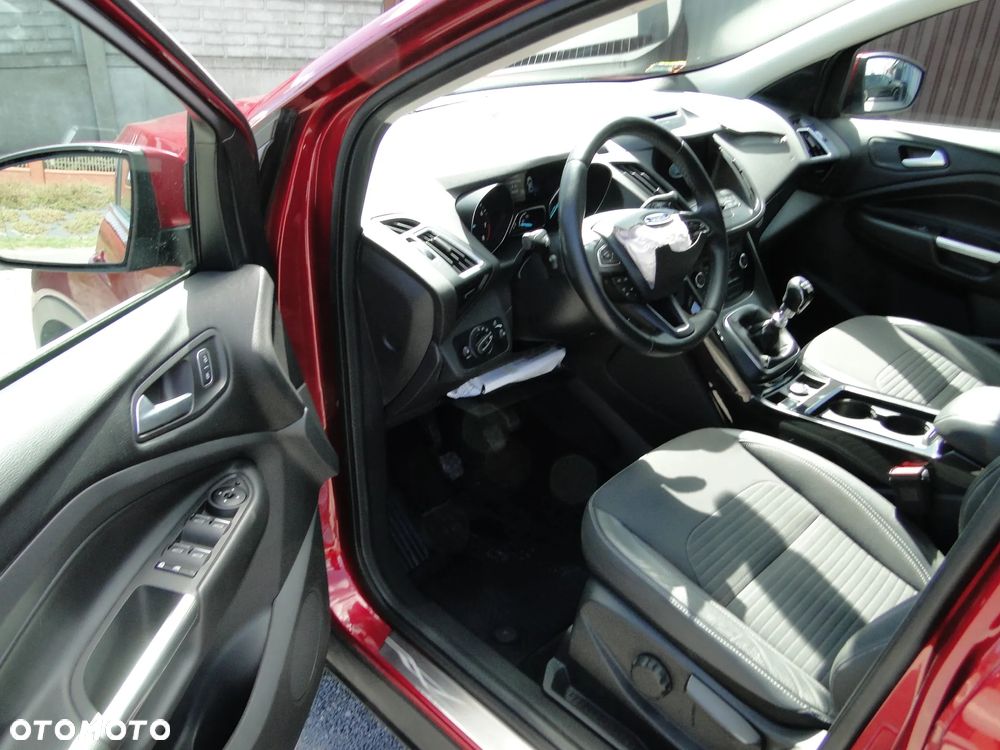 Ford Kuga 1.5 EcoBoost FWD Titanium - 17