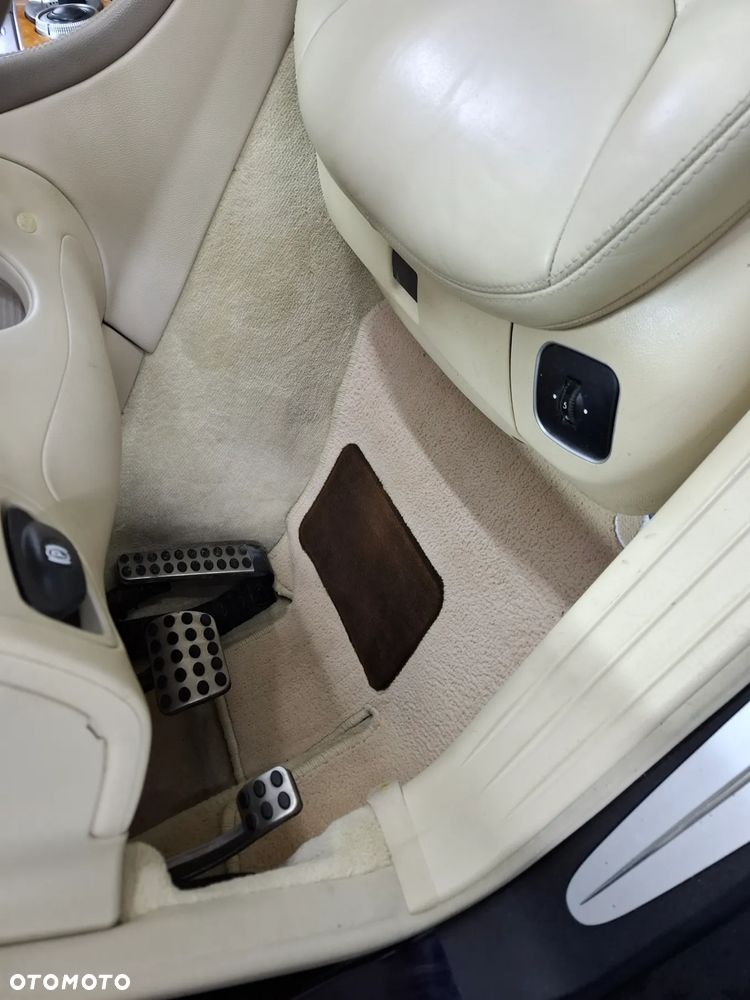 Mercedes-Benz SL - 21