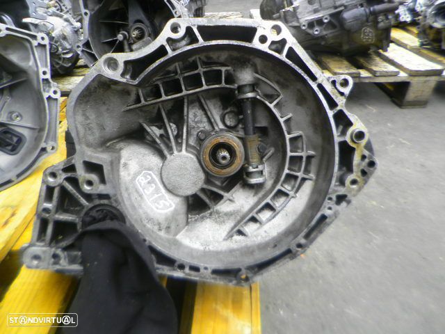 Caixa Velocidades W374 OPEL CORSA B 1997 1.5TD 67CV ???? PRETO DIESEL